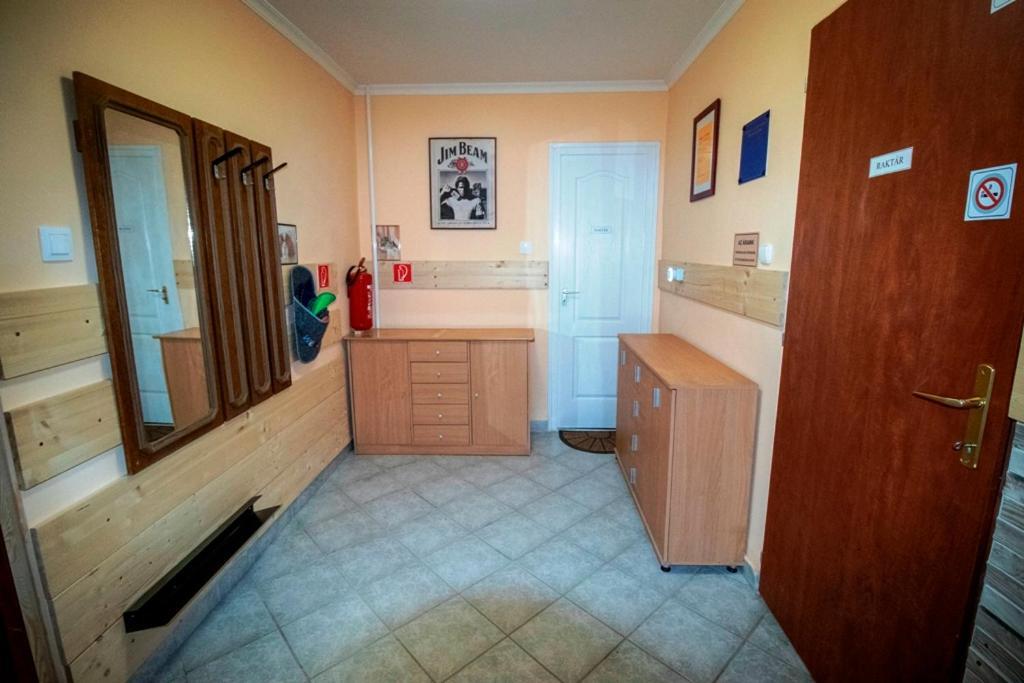 Krisztina Apartman Nagykanizsa Exterior foto