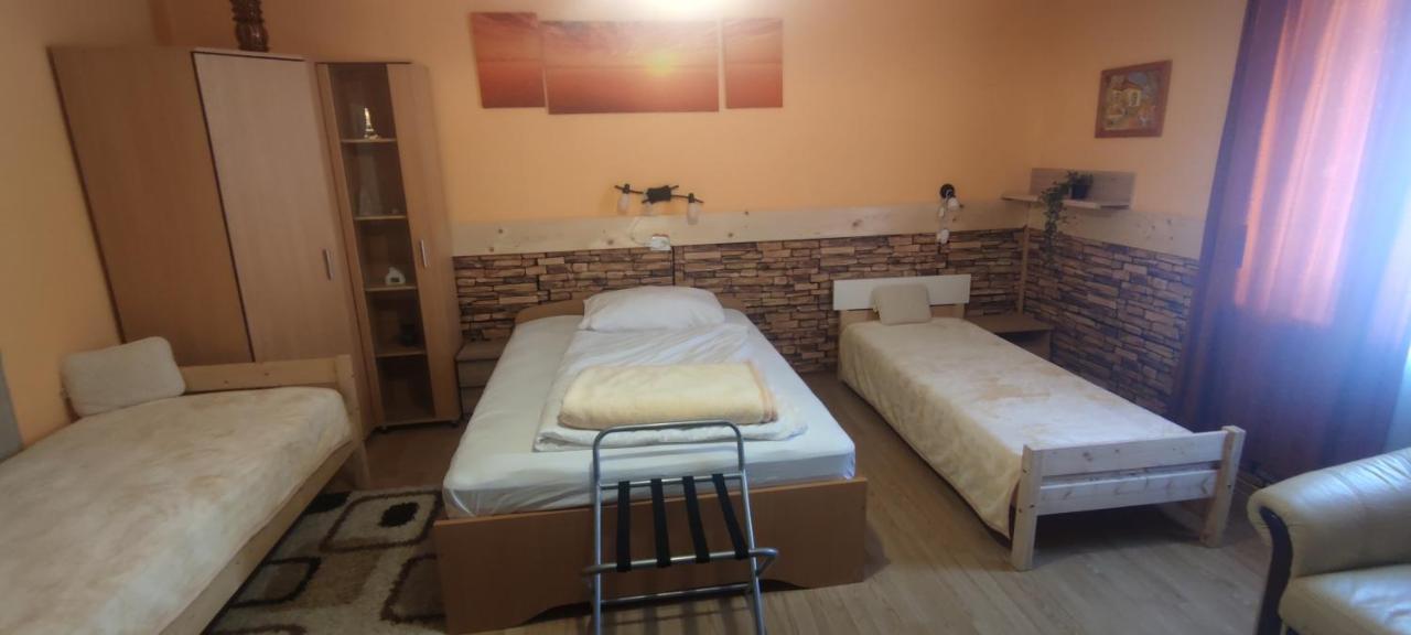 Krisztina Apartman Nagykanizsa Exterior foto